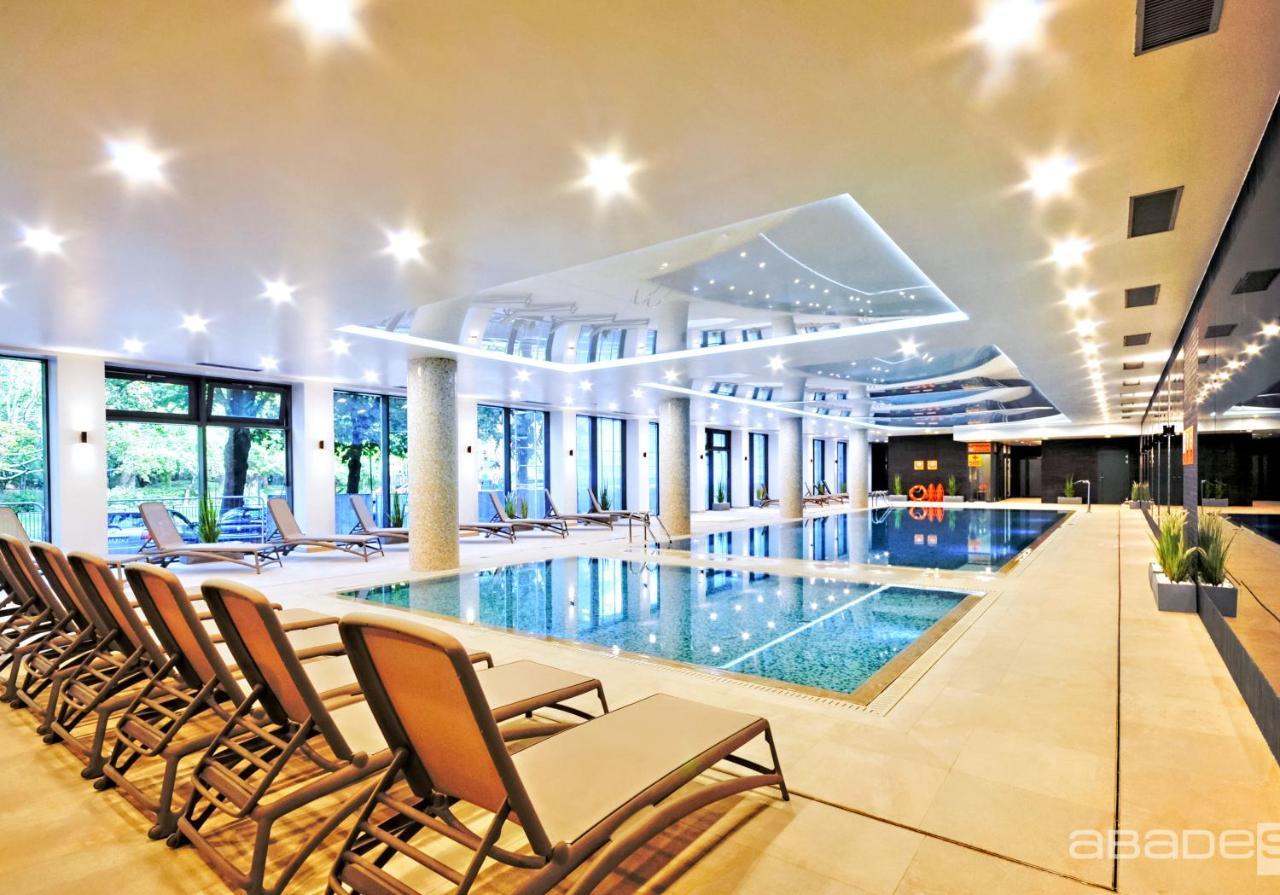 Apartament Z Wellness Nadmorskie Tarasy Kołobrzeg Buitenkant foto